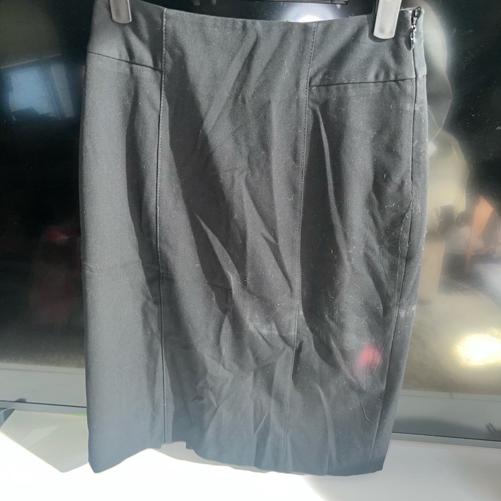 Black White House Black Market pencil skirt size 0